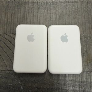 2 Apple MagSafe Battery Packs 5000 mAh Each